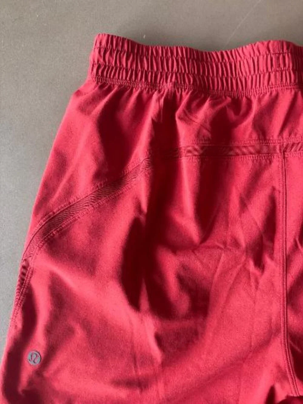 LULULEMON - PACEBREAK Mens LINED shorts - 5